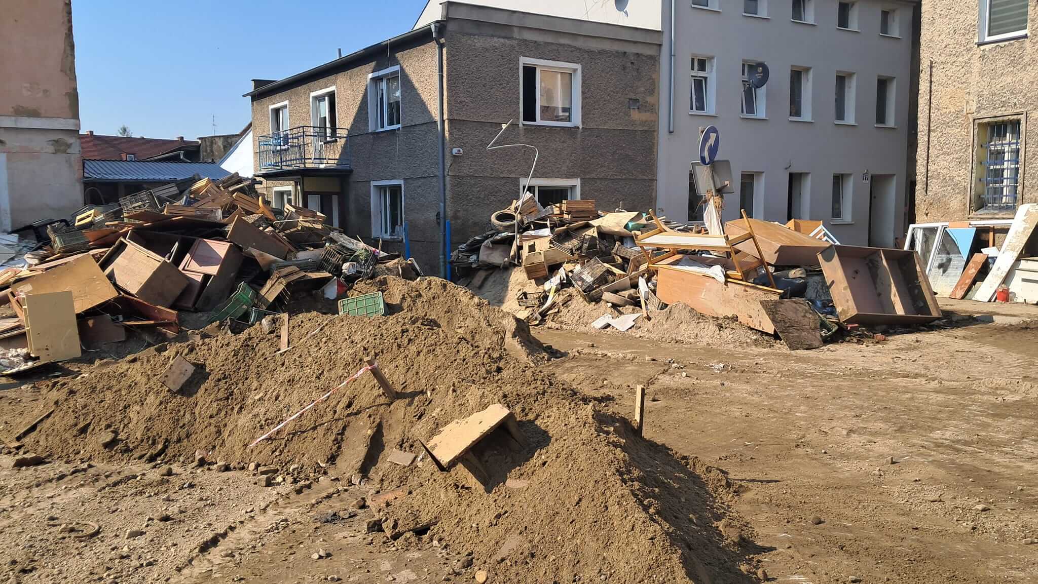 zniszczenia po powodzi 2